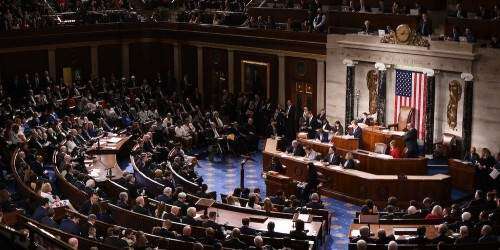 Senado federal aprueba presupuesto sin fondos para el muro