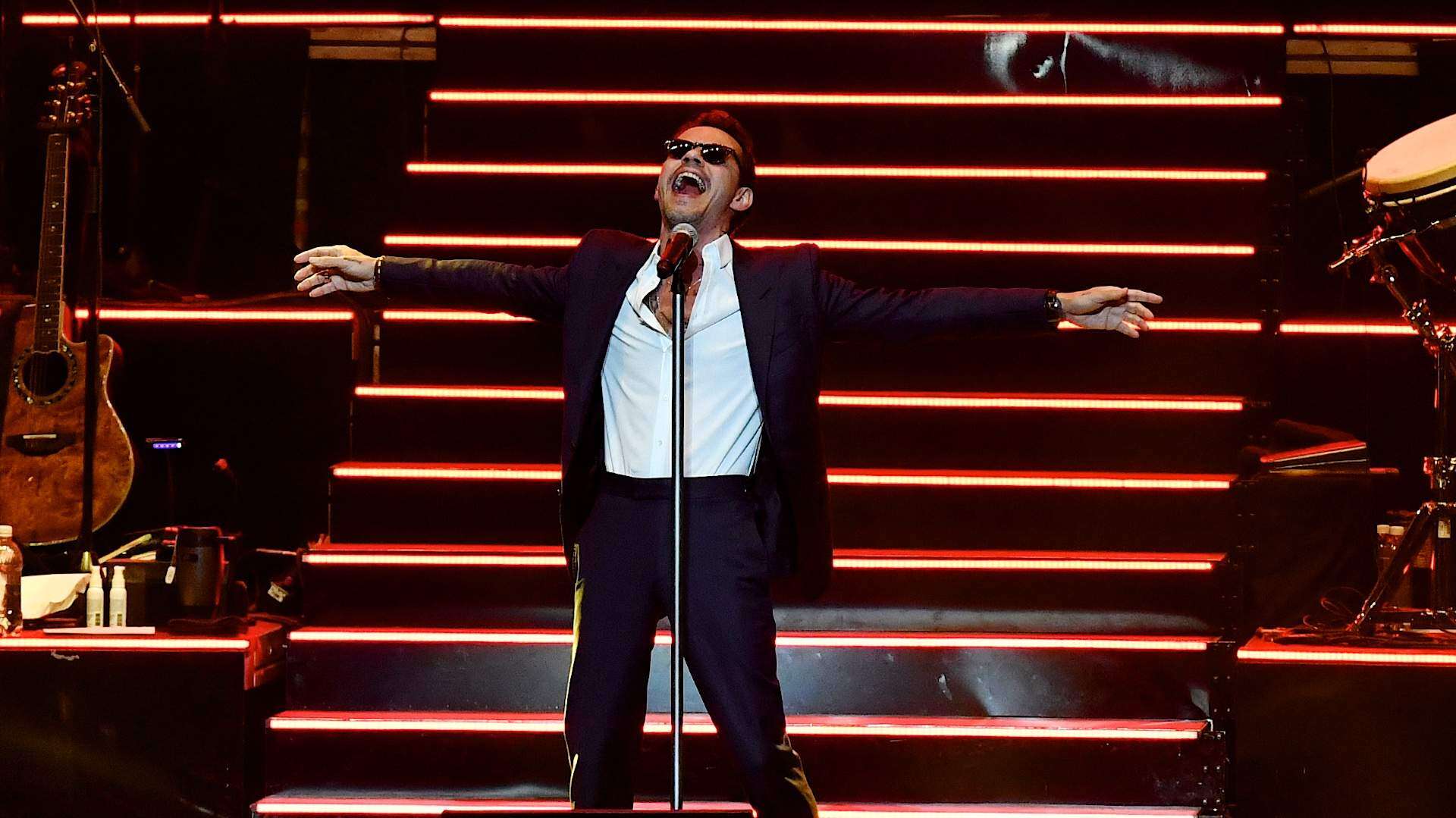 Marc Anthony deja satisfecho a su público