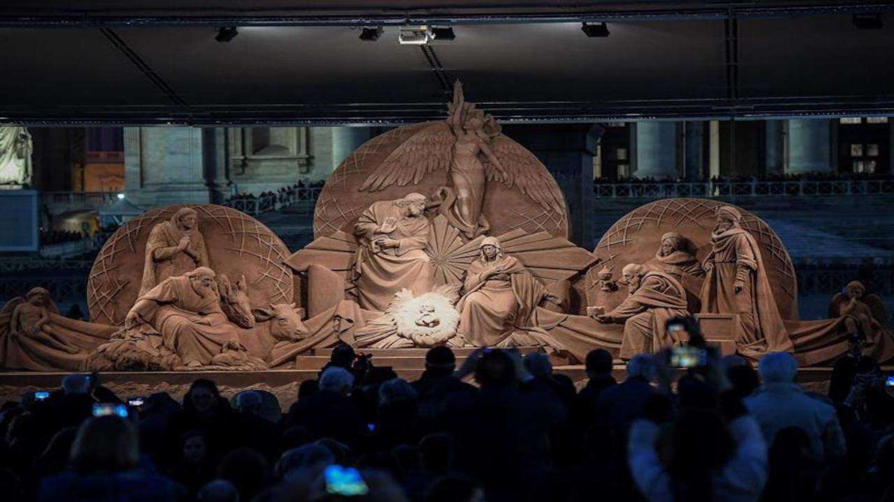 Monumental nacimiento de arena del Vaticano