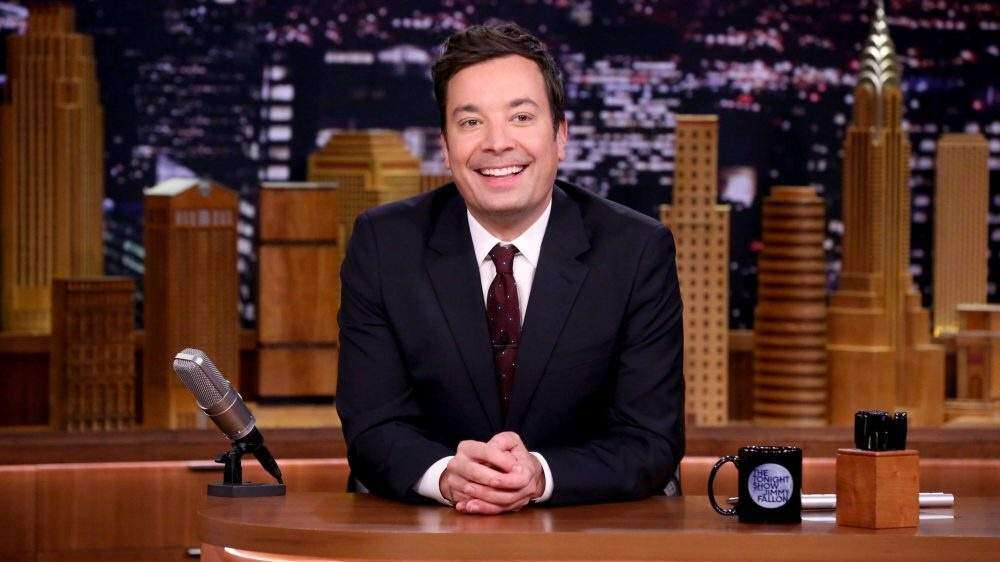 Captan imágenes de Jimmy Fallon disfrutando la bomba