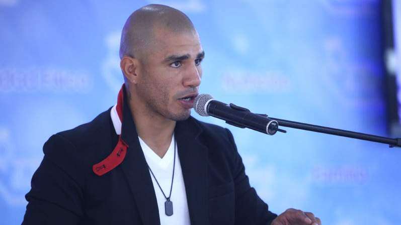 Miguel Cotto organiza torneo de golf a beneficio de su fundación