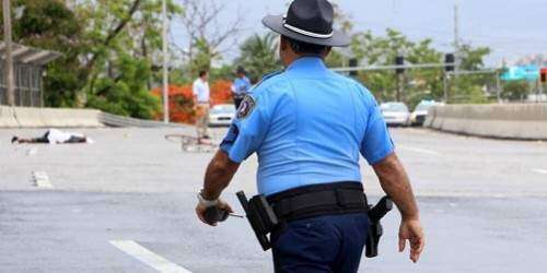 Conductor contra el tránsito provocó accidente con seis vehículos