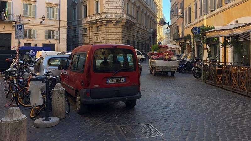 Roma no logra volverse ciudad peatonal