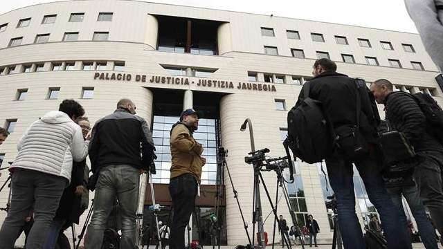 Mantienen libertad para los condenados en el caso de La Manada