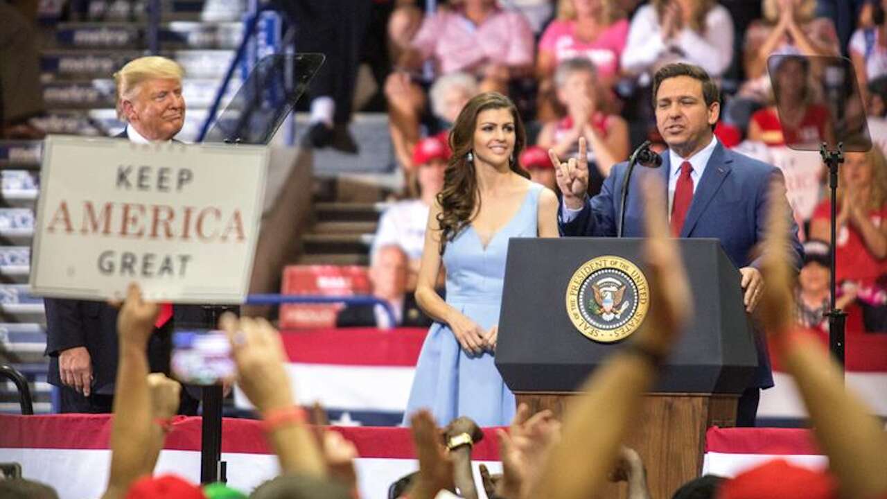 Gobernador de Florida viaja en avión confiscado a narcos