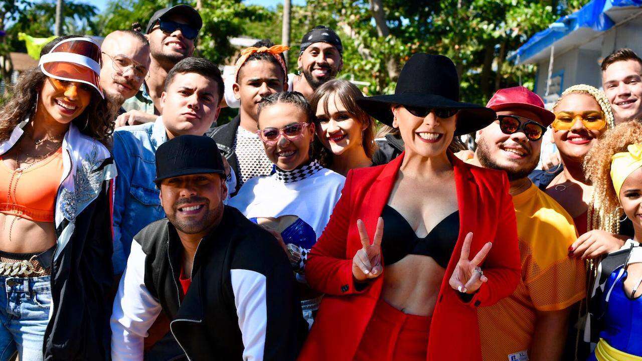 Olga Tañón le somete al reguetón