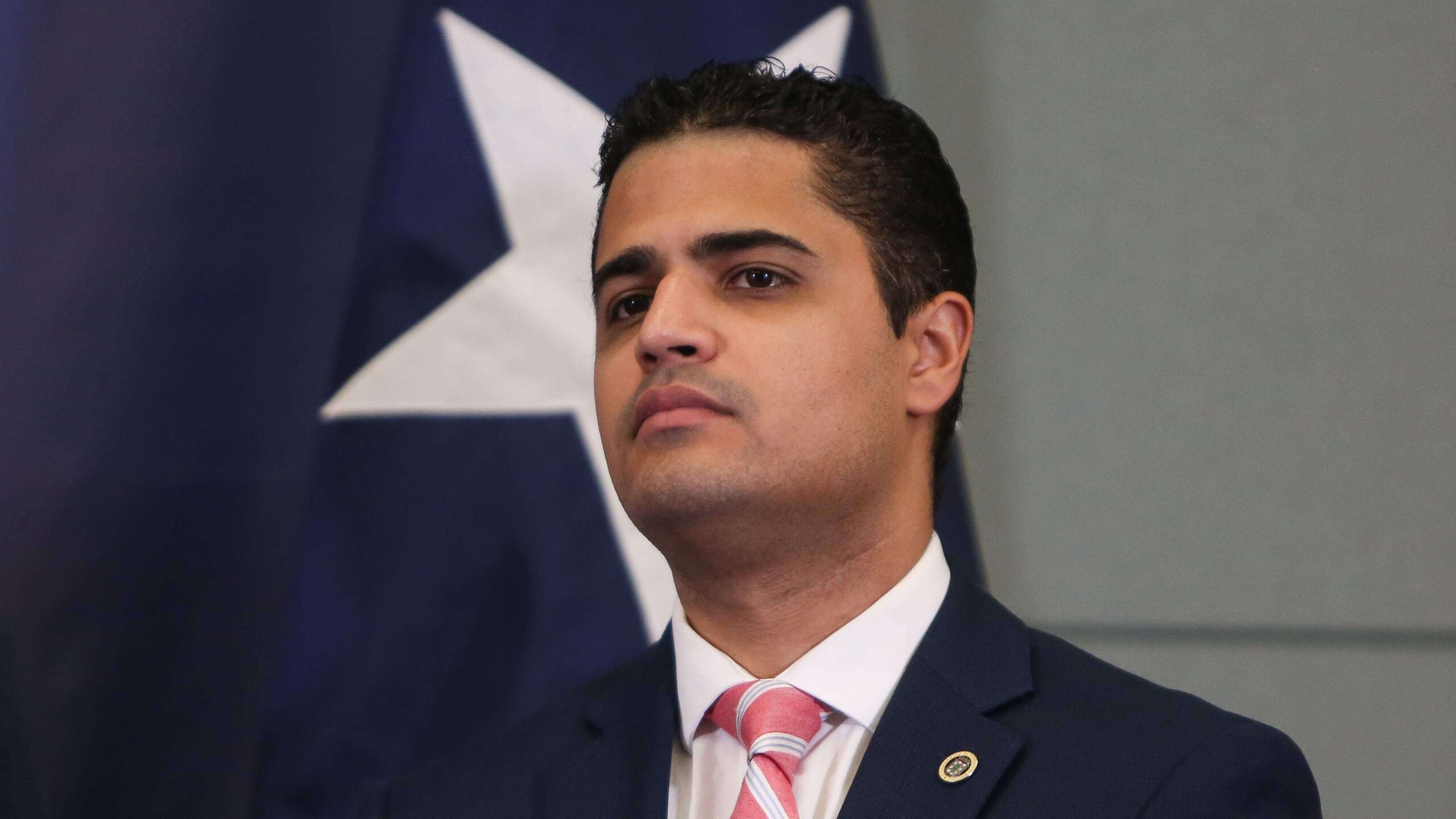 Empleados federales en la isla podrán acogerse al desempleo