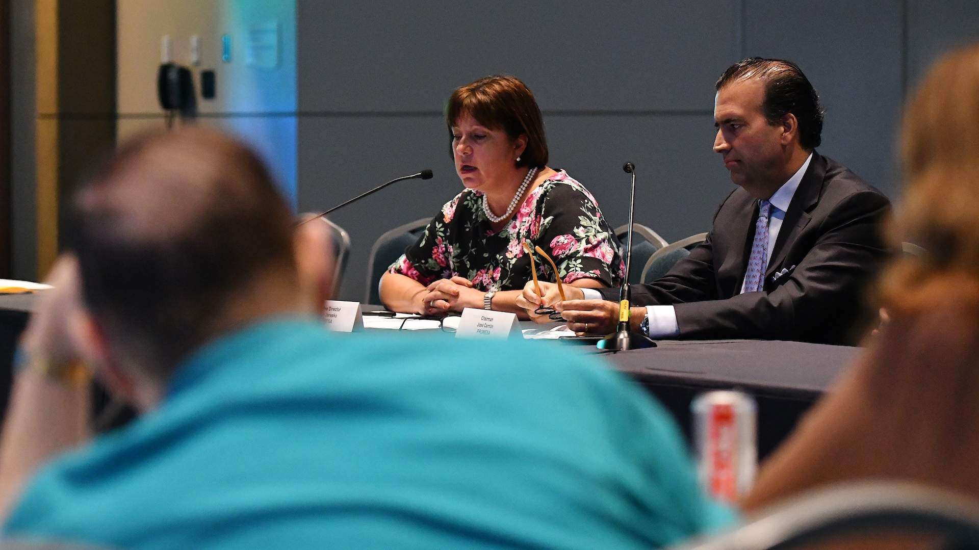 Carrión III y Jaresko responden a las quejas Gobernador