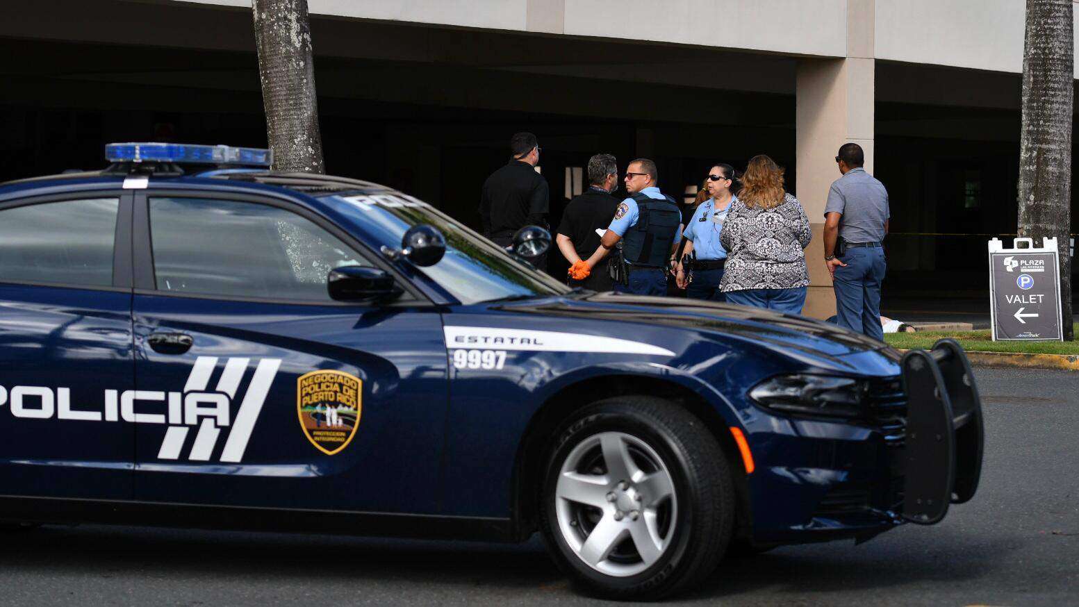 Se suicida hombre en Plaza las Américas