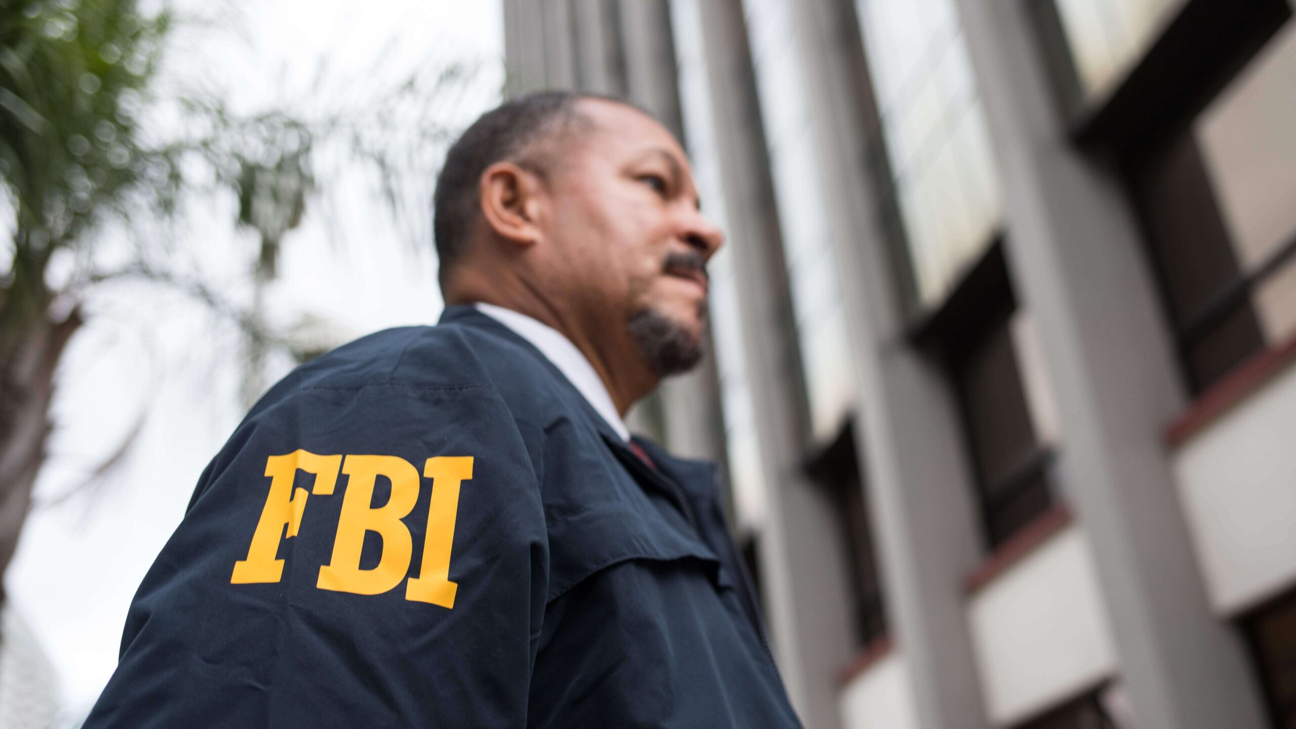 El FBI se lanzó a la calle hoy