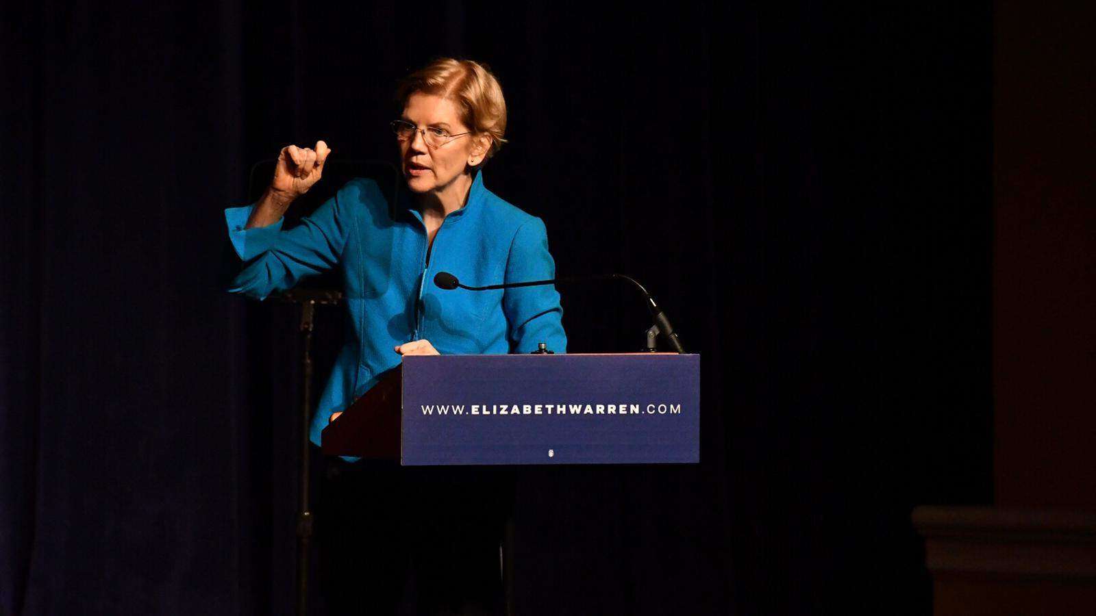 Elizabeth Warren plantea la posibilidad de acabar con la deuda de PR