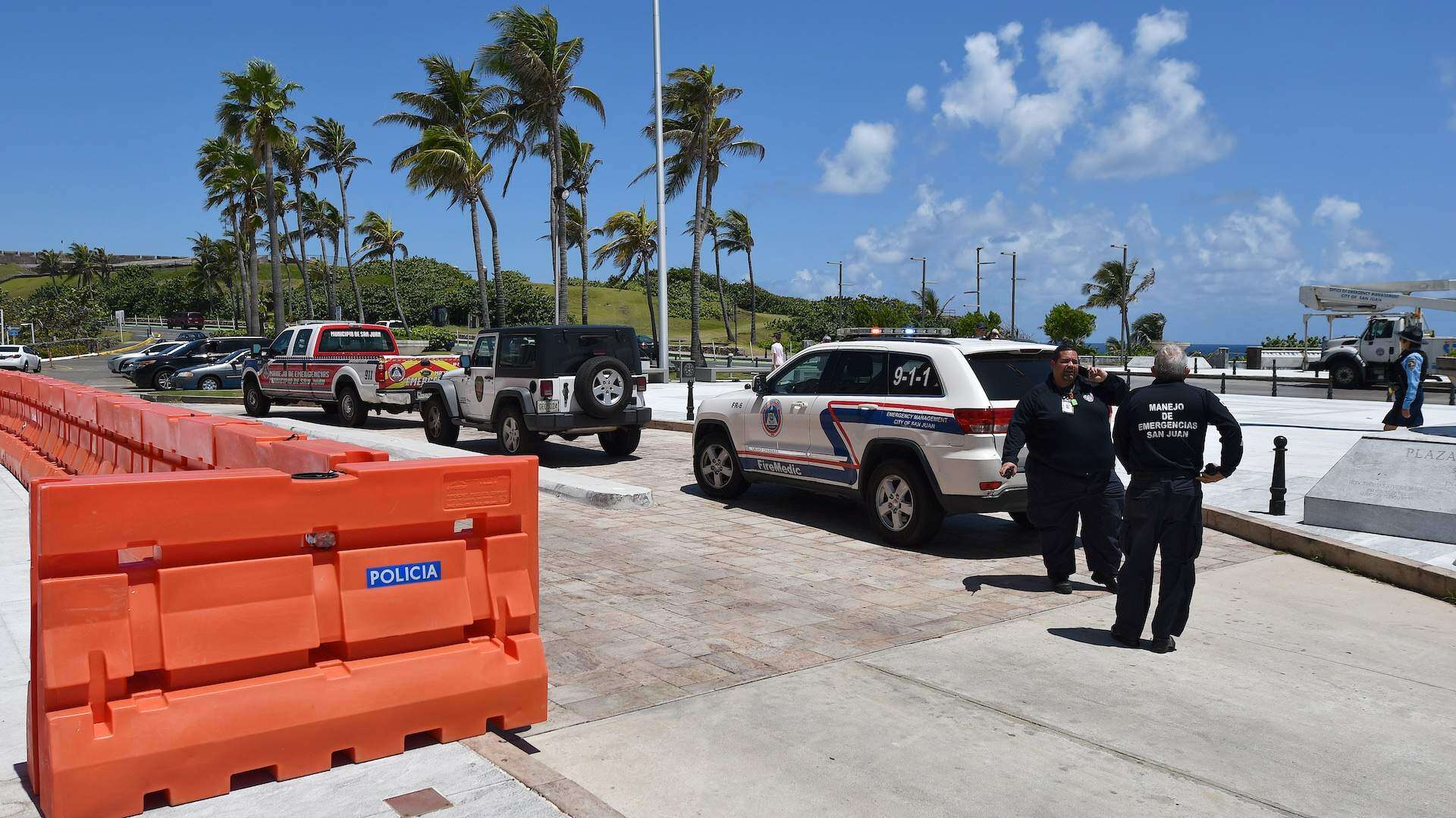 Policía desaloja edificio en calle Tanca de San Juan