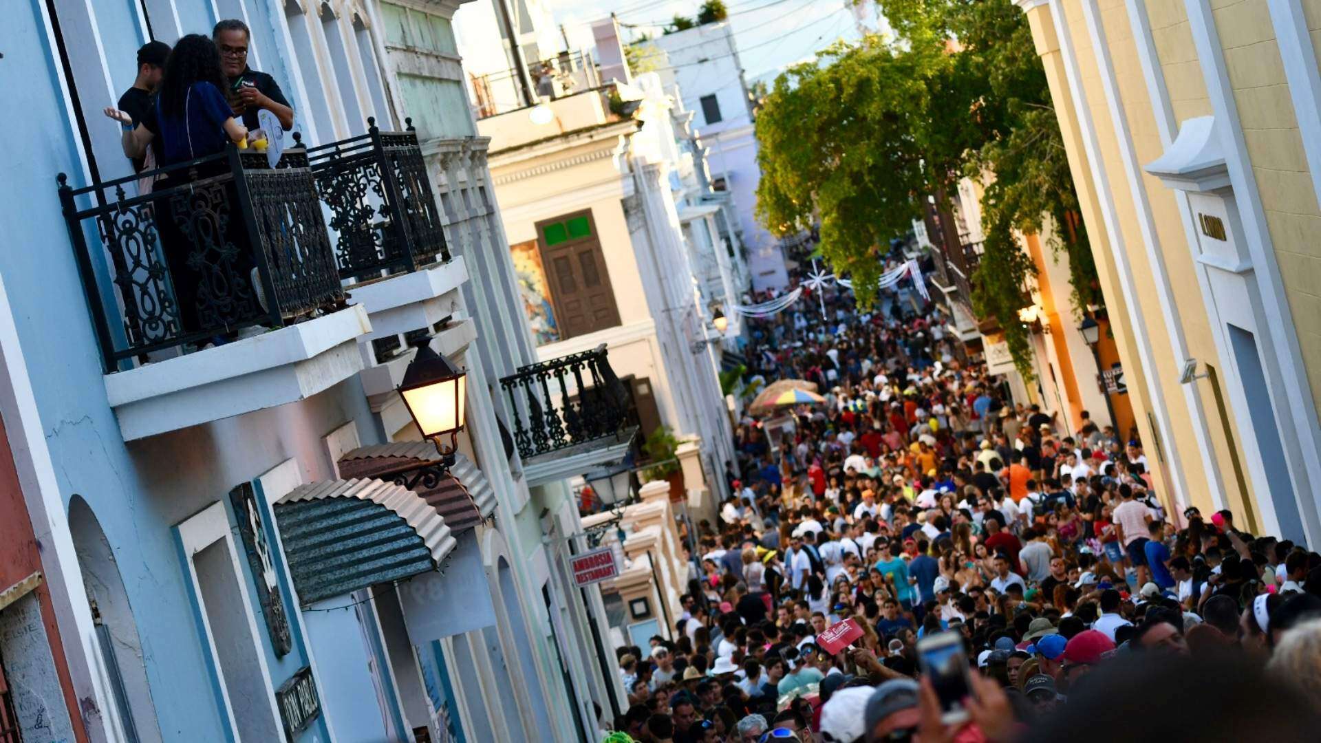 Extienden horario de comercios en las SanSe