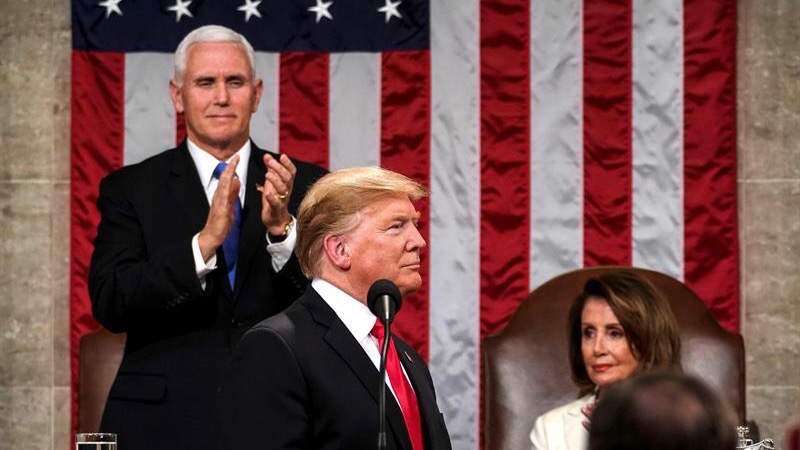 Trump recuerda al Congreso ultimátum para financiar su muro