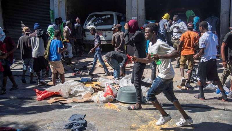 Sexto día de protestas mantiene paralizado a Haití