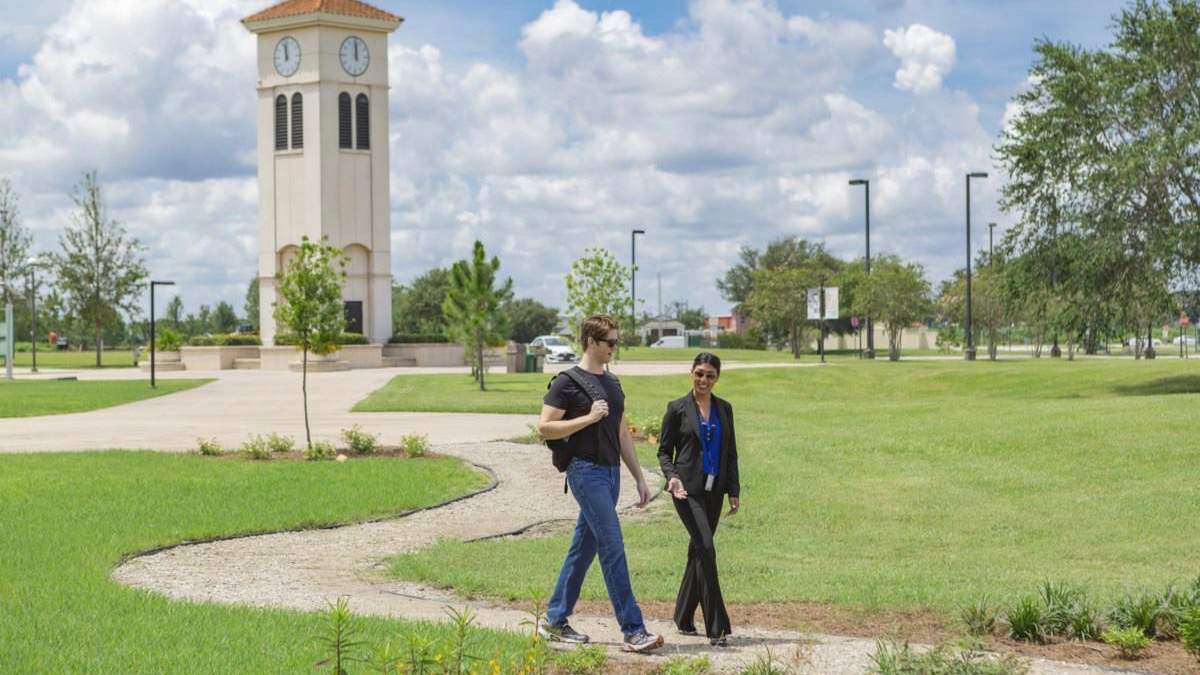 Otorgan fondos a universidades en Florida para estudiantes boricuas