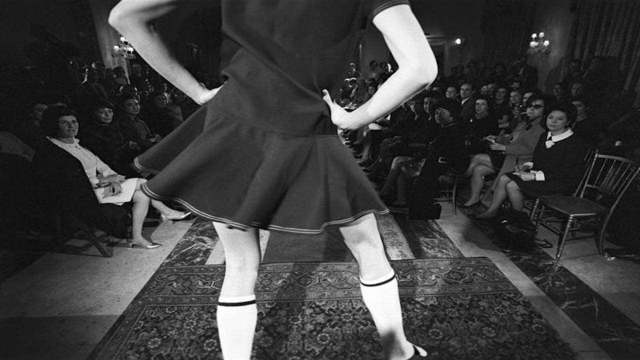 A propósito del 85 cumpleaños de la madre de la minifalda