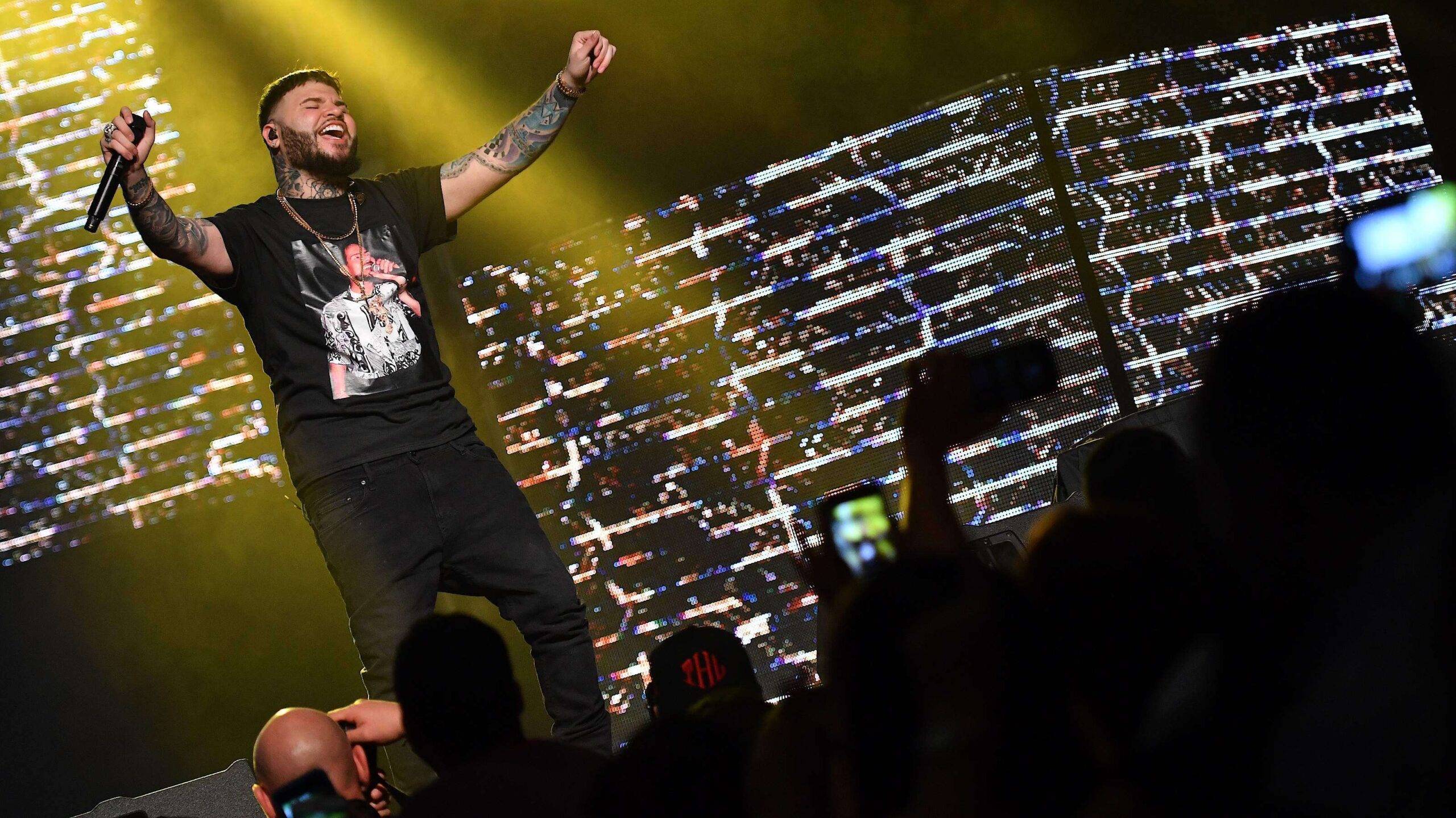 Se le da el concierto gratuito a Farruko