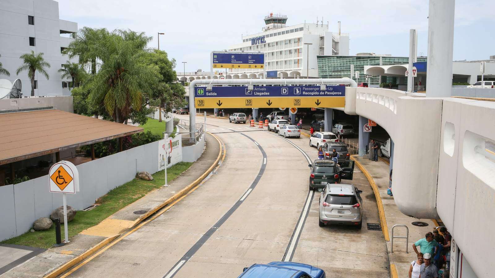 Emanación de gas provocó momentánea paralización en el Aeropuerto LMM