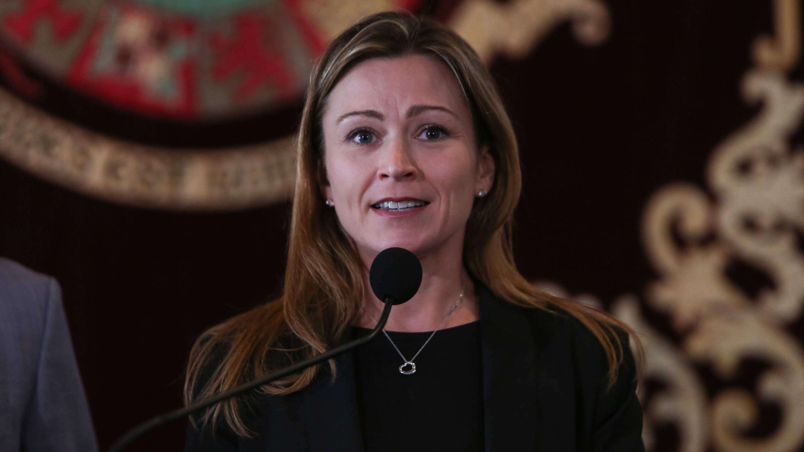 Keleher niega despidos de maestros en Educación