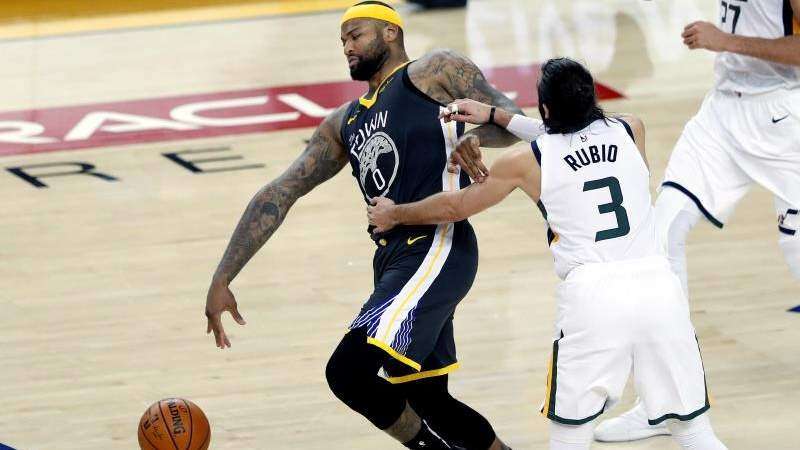 Warriors mantienen racha ganadora