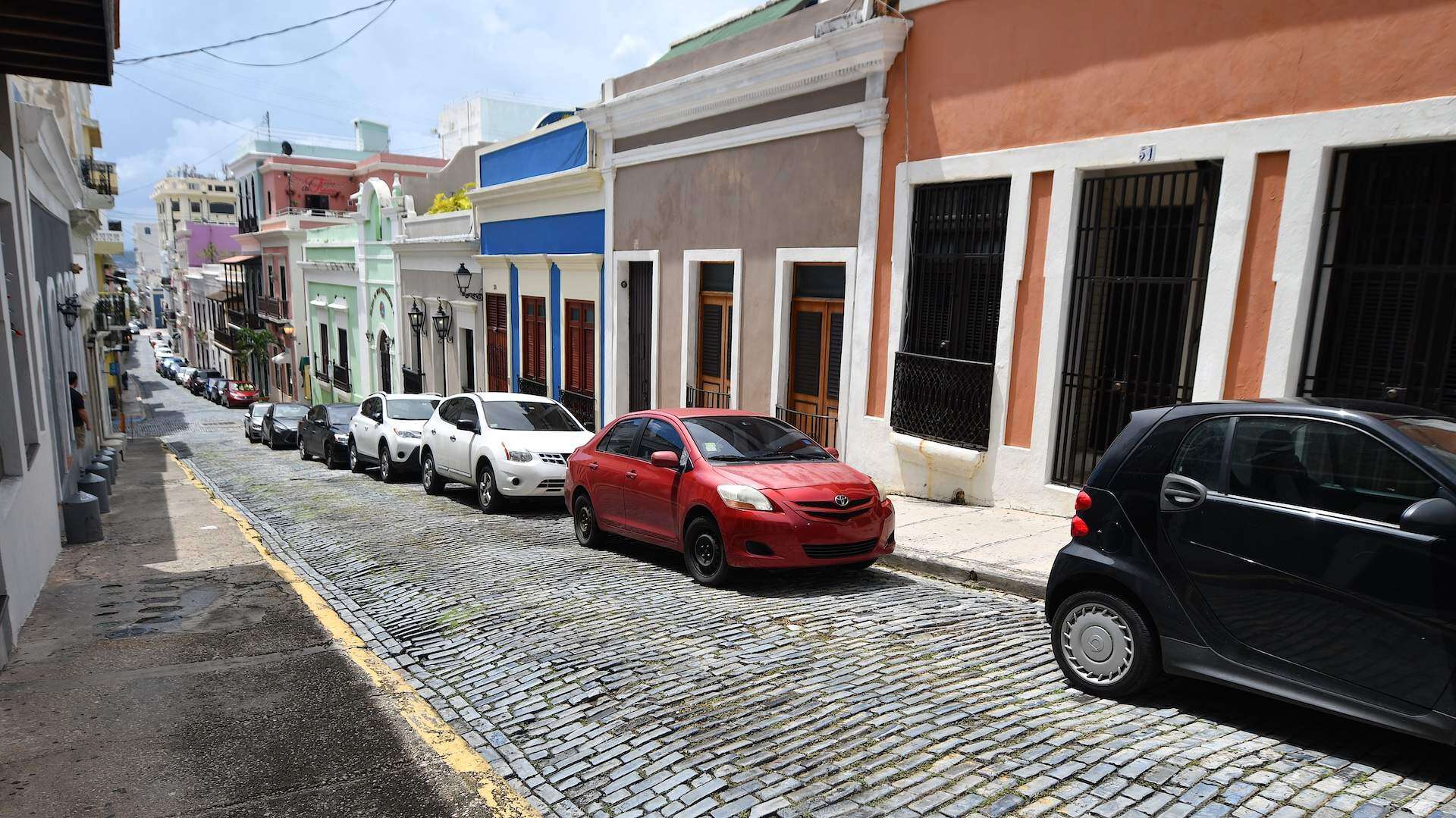 Municipios se quedarían sin poder regular Airbnb