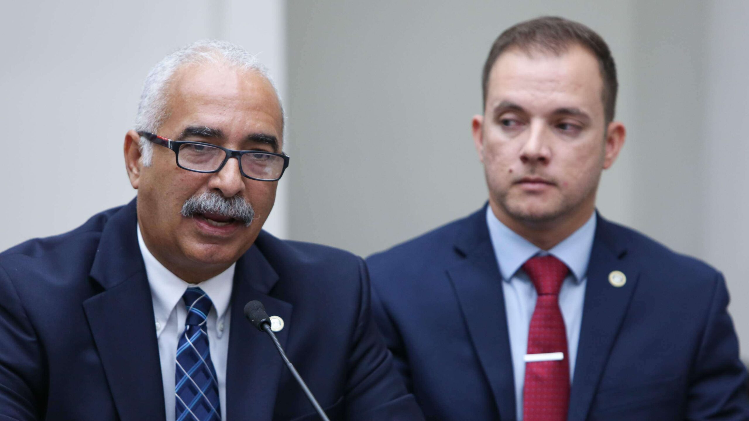 Sigue guisando en Hacienda empresa que subcontrata a hijo de Maldonado