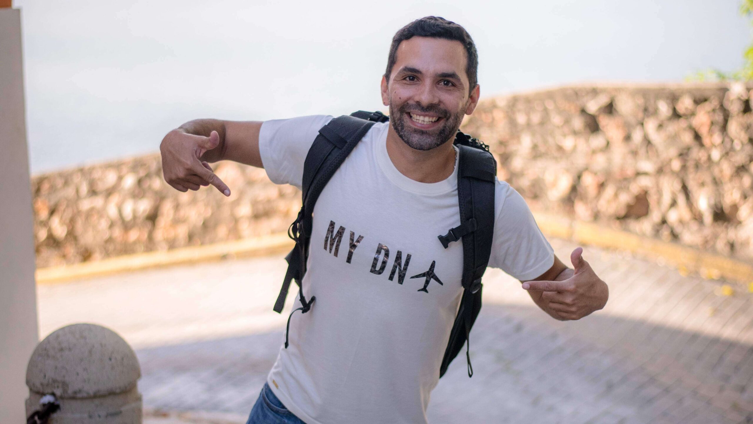 Mochileando lanza herramienta premium para viajar barato