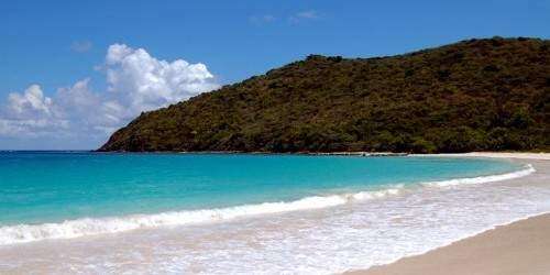 Encuentran turista ahogado en Culebra