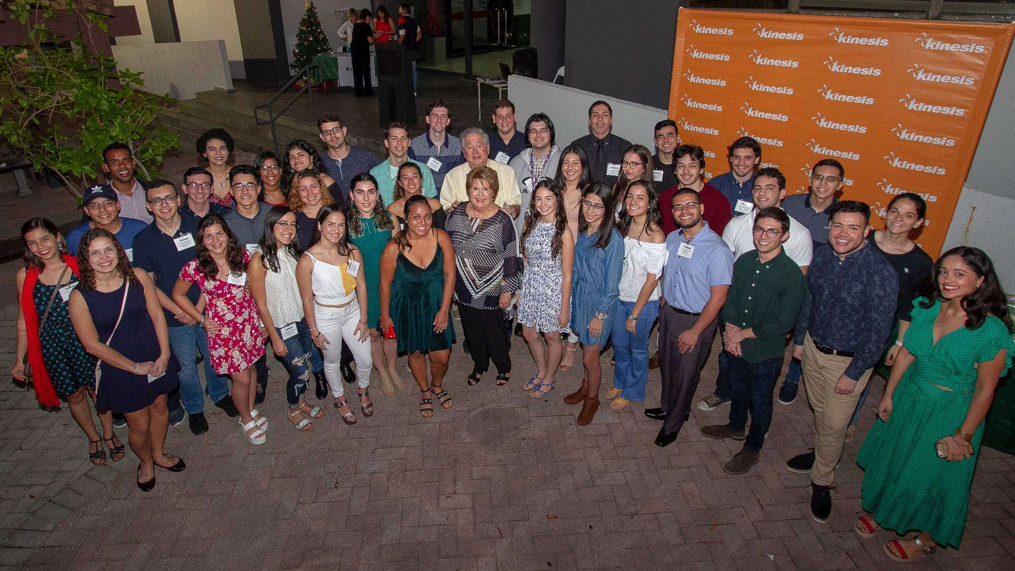 Abre la convocatoria para la Beca Kinesis 2019-20