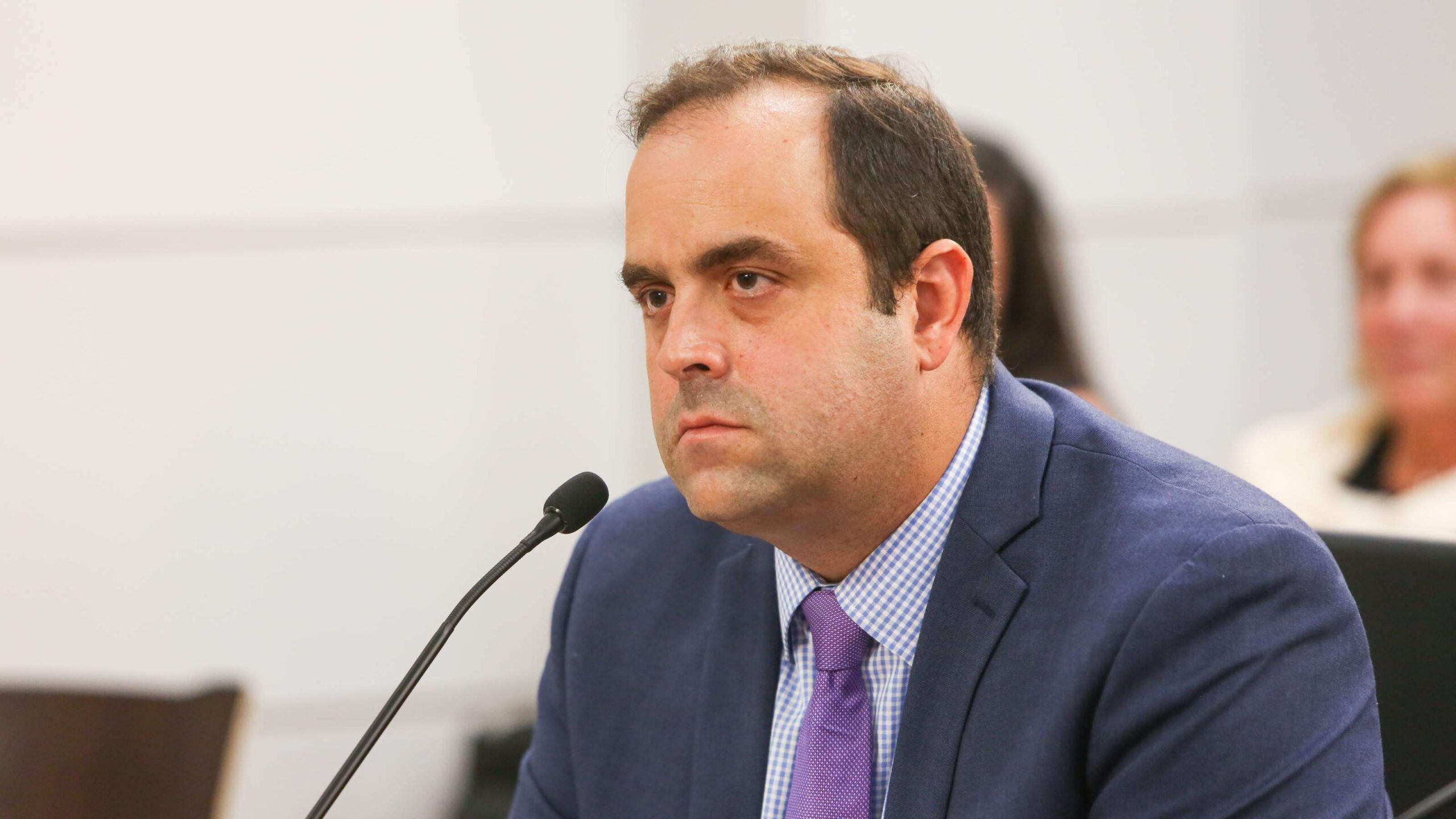 Orden ejecutiva centraliza compras en Servicios Generales