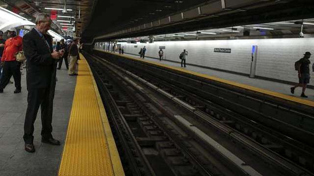 Aumentarán las tarifas del metro en Nueva York
