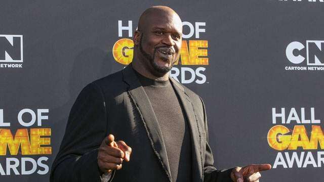 Papa John’s firma a Shaquille O’Neal