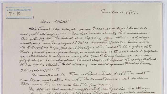 Revelan manuscritos inéditos de Albert Einstein
