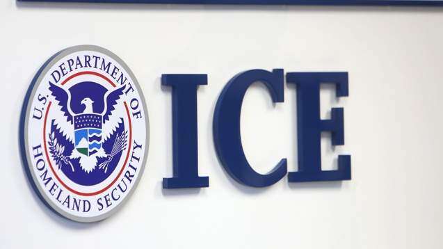 Federales arrestan hombre implicado de acosar sexualmente a menores