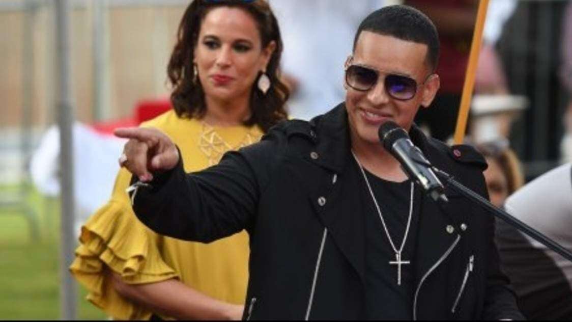Daddy Yankee cantará en español en el show de Corden
