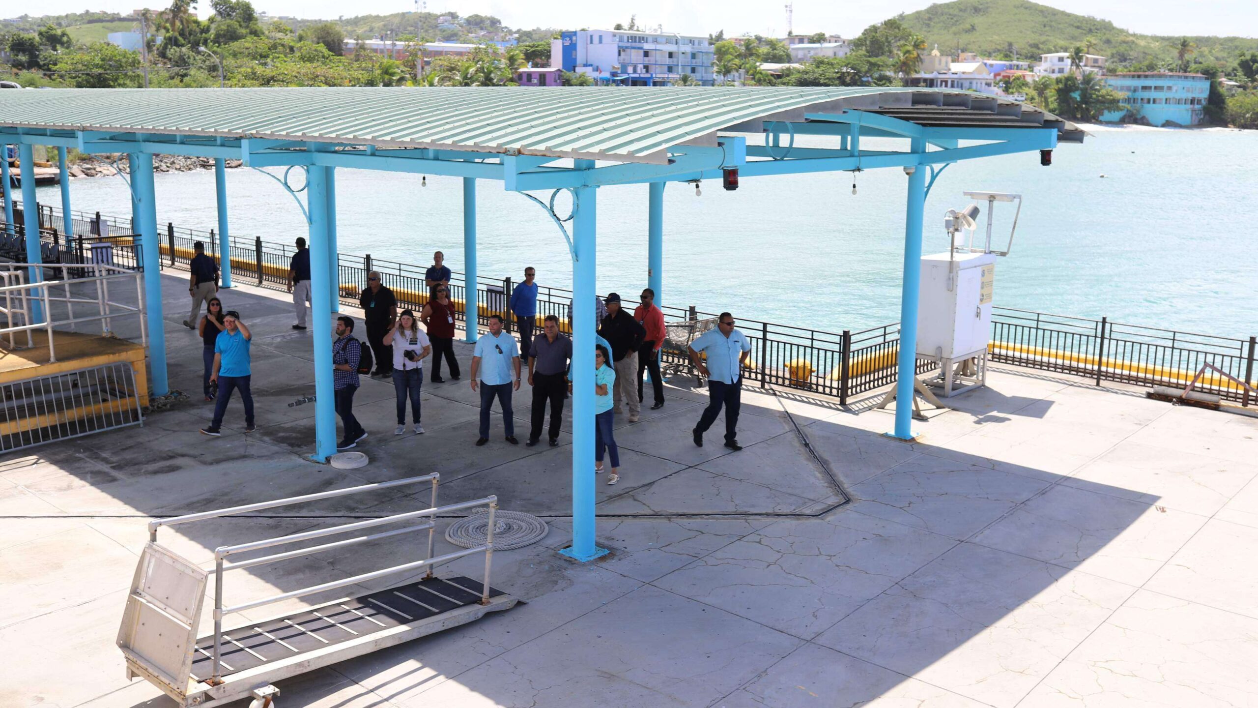 Se queda varada lancha que transporta suministros a islas municipios