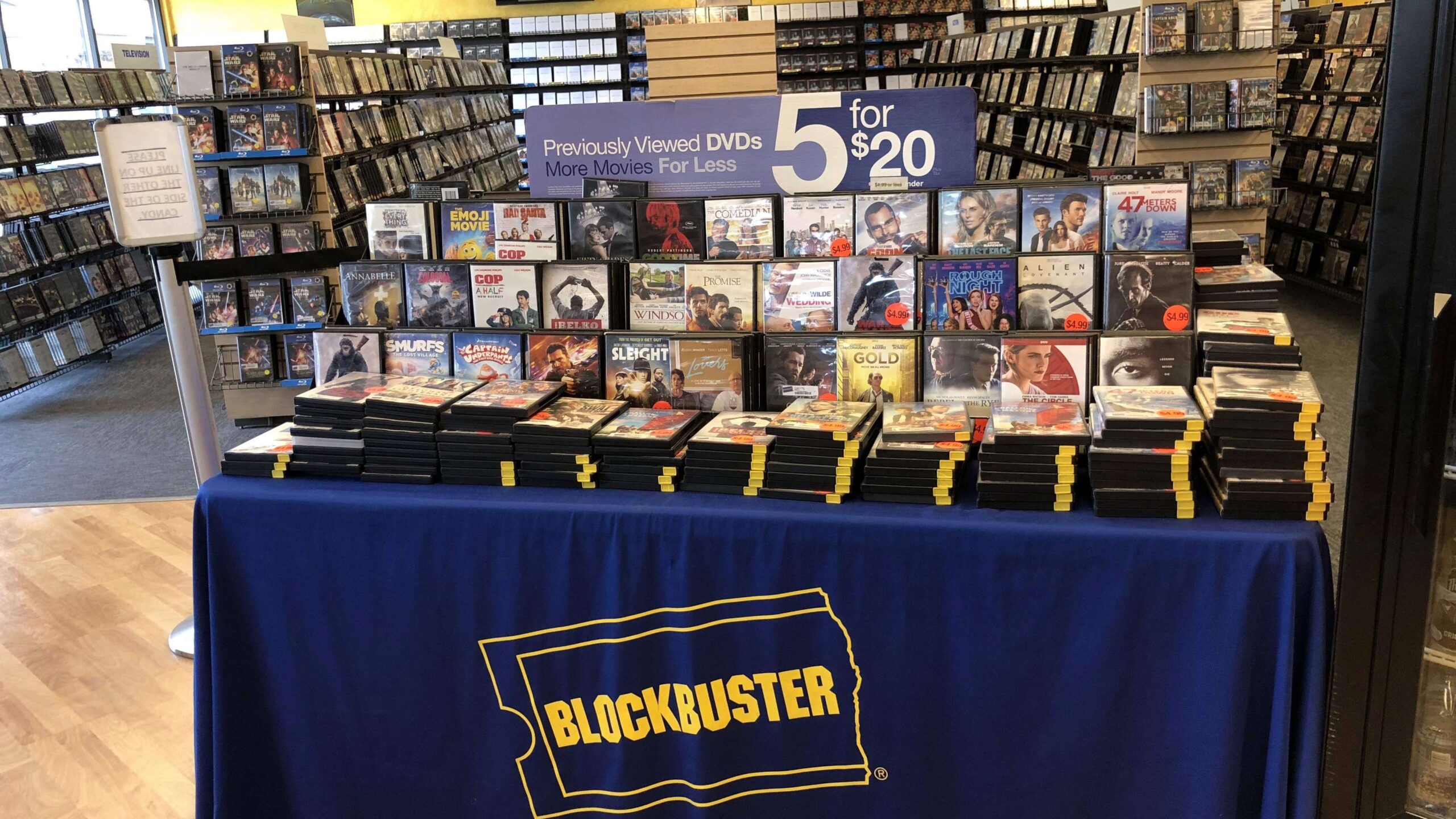 Último Blockbuster del mundo apuesta a la nostalgia para subsistir