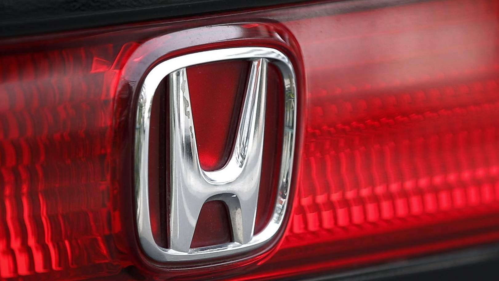 Honda llama 1.1 millones de vehículos a revisión