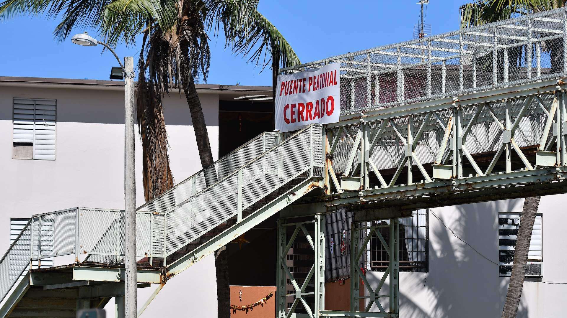 DTOP retoma remoción de puentes peatonales este fin de semana