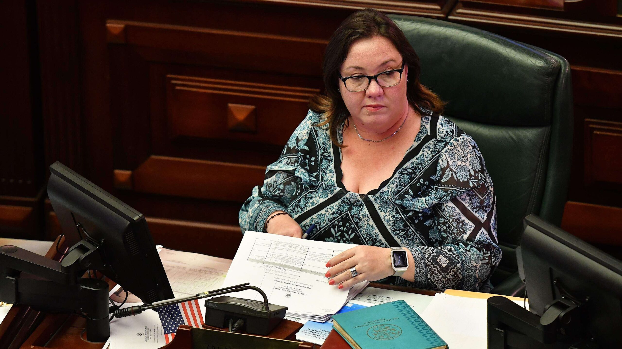 Exigen acción a Keleher en escuelas del oeste