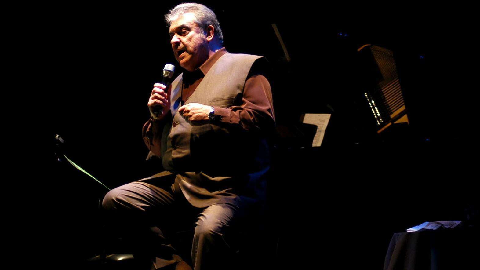 Fallece el cantautor argentino Alberto Cortez