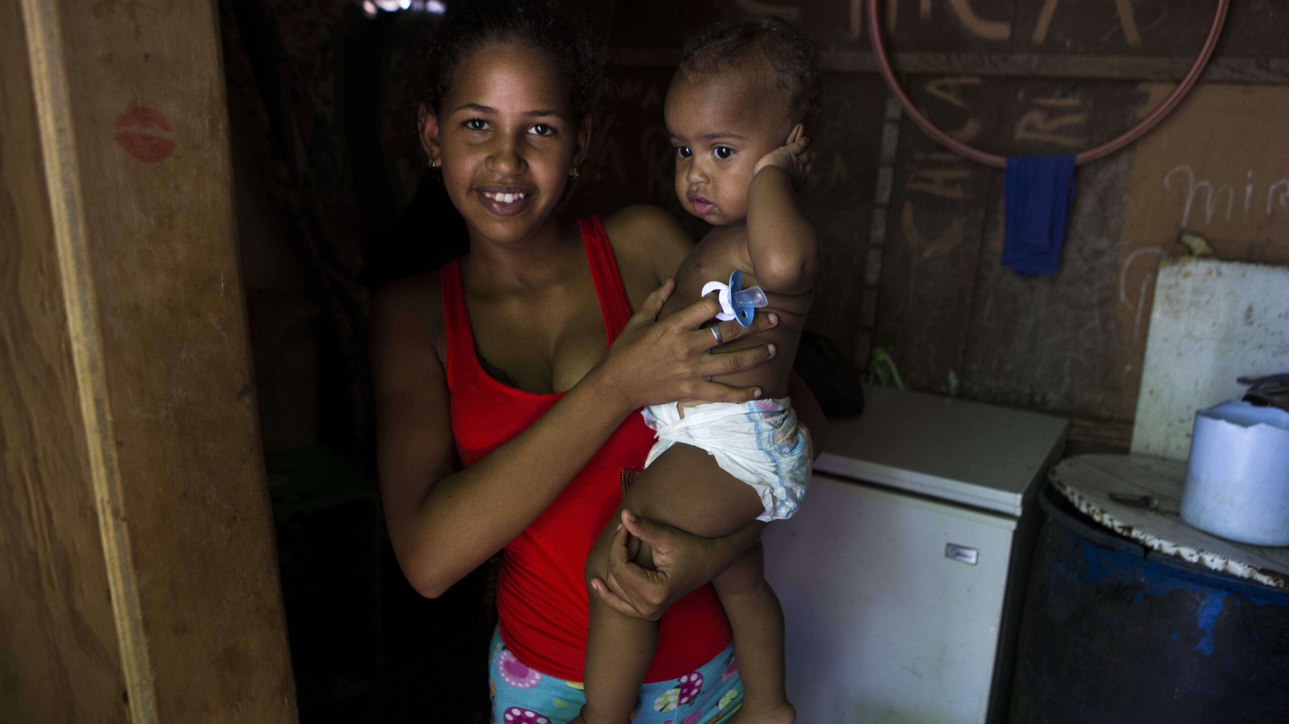 Piden sacar el matrimonio infantil del Código Civil dominicano