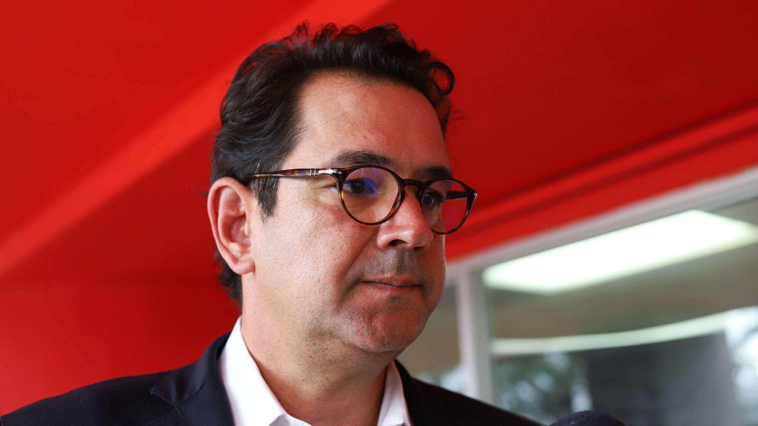 Prats le hace frente a proyecto de Soto