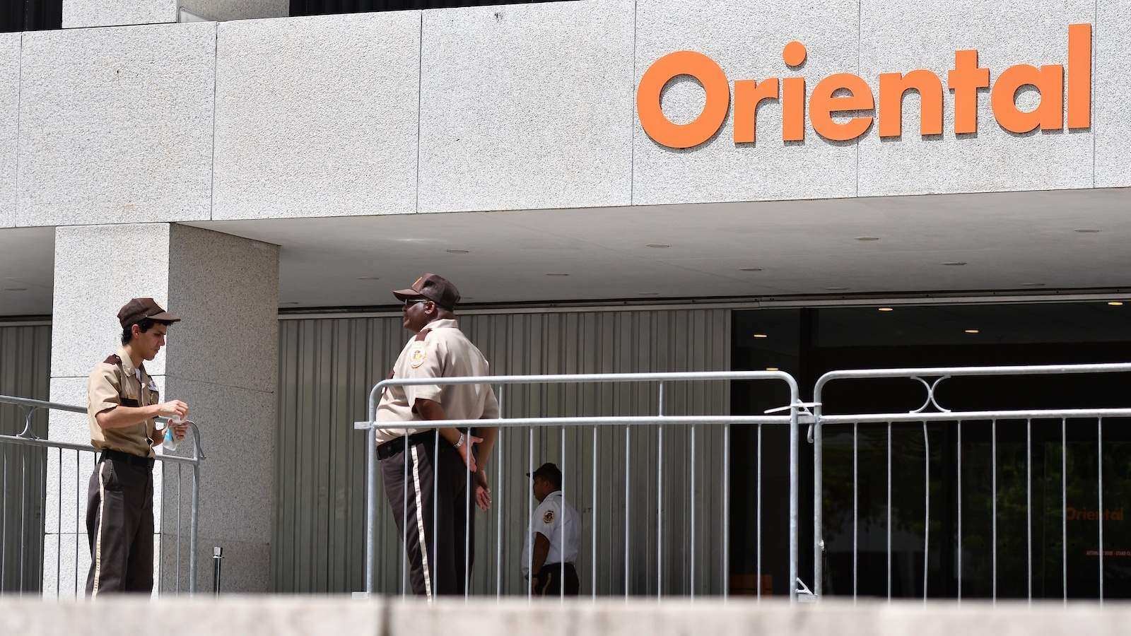Horarios especiales o cierres de negocios mañana en Hato Rey