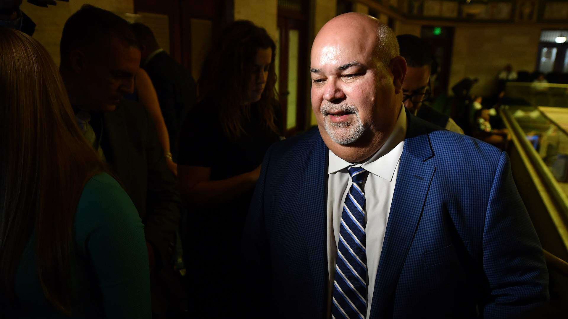 Johnny Méndez pide al Tribunal Supremo agilizar adopciones