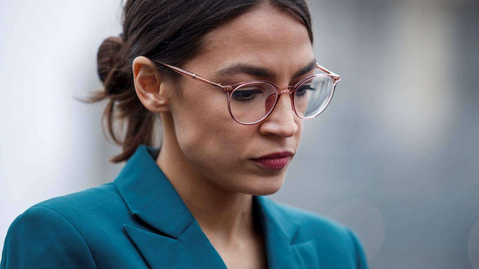 AOC llega mañana a Netflix