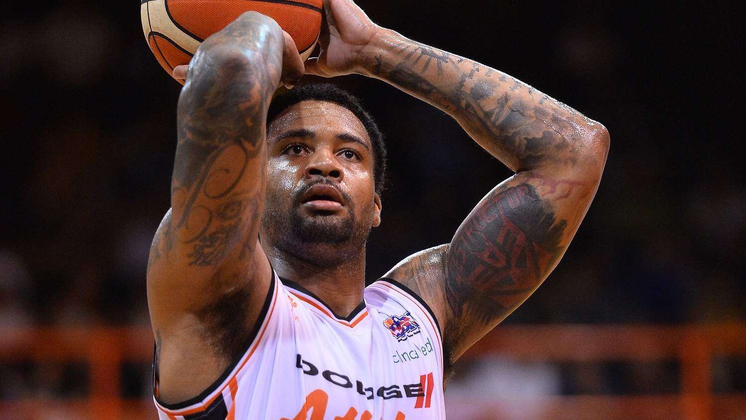 Piratas y Atléticos suben posiciones en el BSN