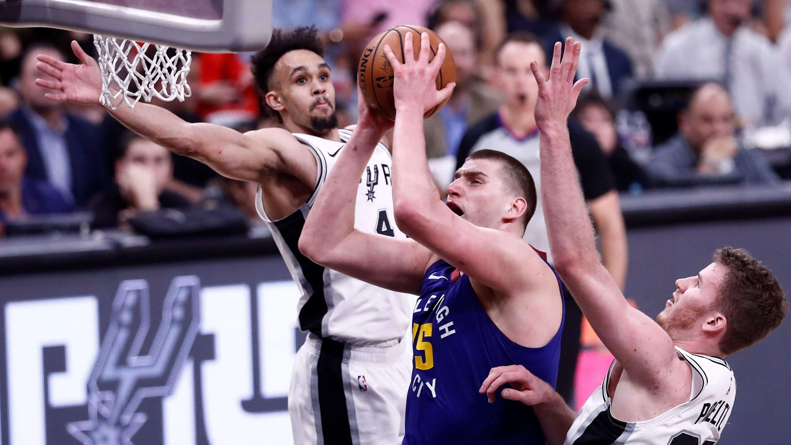 San Antonio obliga a un séptimo partido