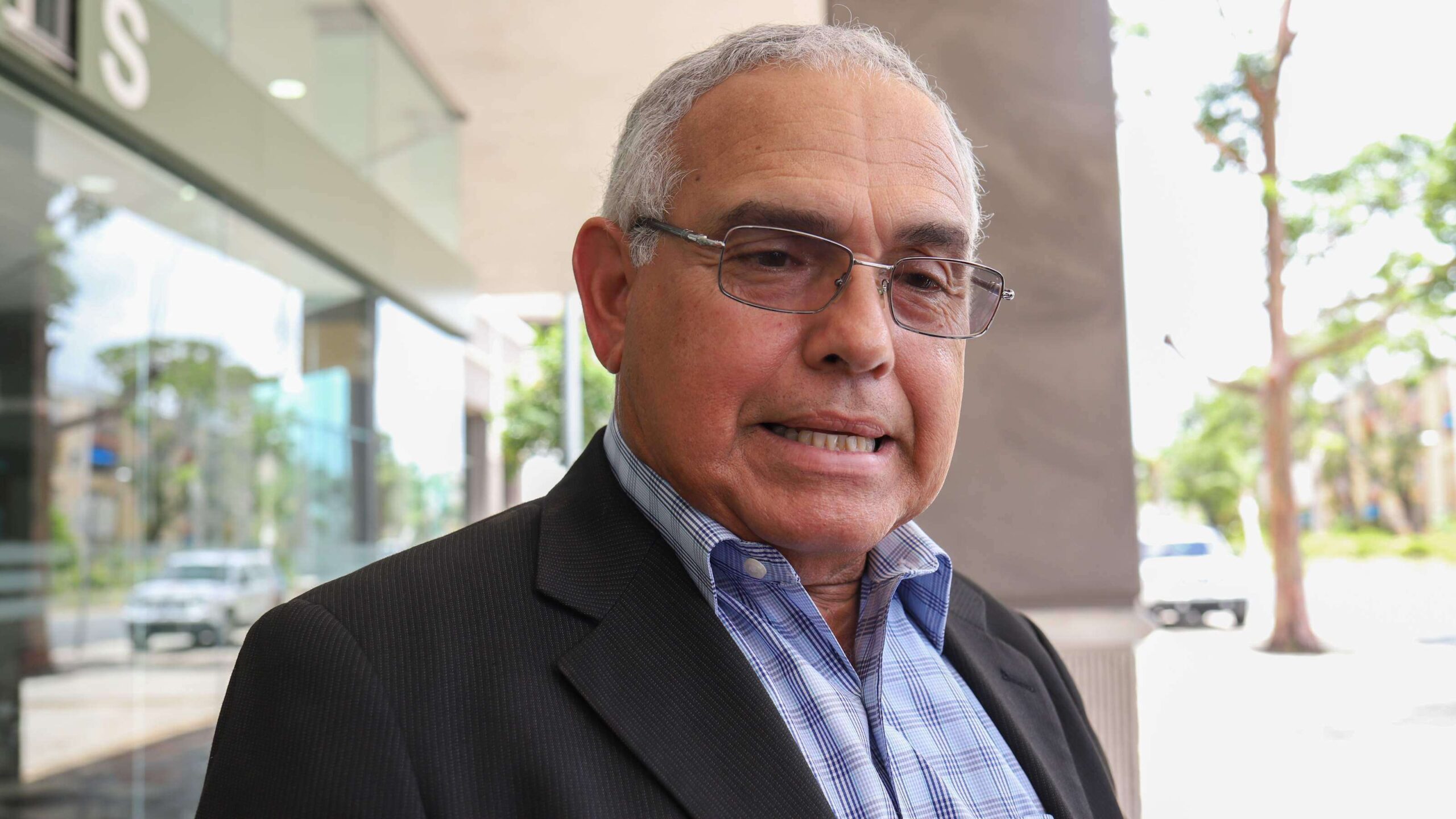 Renuncia el comisionado electoral del PPD